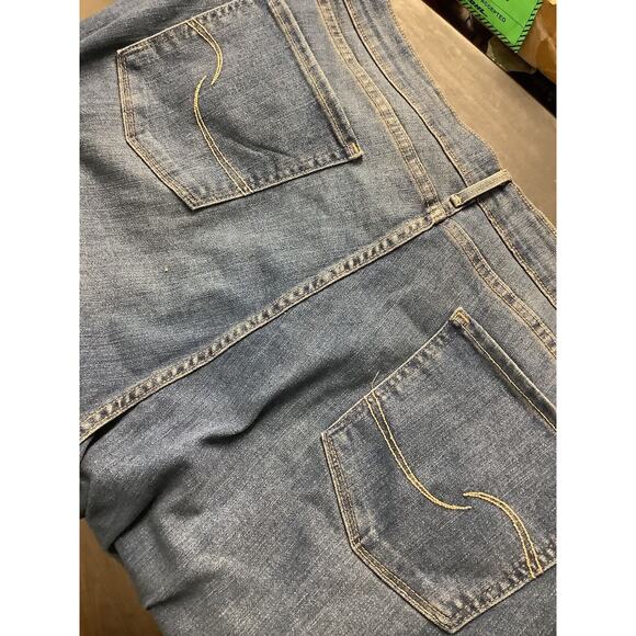 Signature Levi Strauss Gold Label Womens Mid Rise Bootcut Jeans Sz 28M W39 L32 - Picture 8 of 8